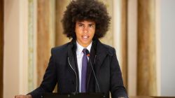 Deputado Renato Freitas (PF) é retirado de voo e revistado pela Polícia Federal. Renato tem sido vítima de racismo frequente