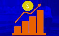 Itaú Unibanco registra lucro recorde, mas fecha postos de trabalho