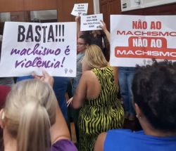 Sindicato dos Bancários reforça protesto contra discursos misóginos do vereador Paraná