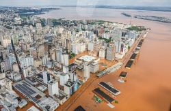 Fundação Itaú antecipará benefícios para atingidos pelas chuvas no Rio Grande do Sul