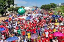 Marcha contra a Reforma Administrativa une em Brasília servidores de todo o país Marcha contra a Reforma Administrativa une em Brasília servidores de todo o país