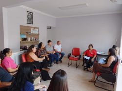 Em reunião com o Mercantil, sindicatos apresentam reivindicações sobre metas, segurança e condições de trabalho